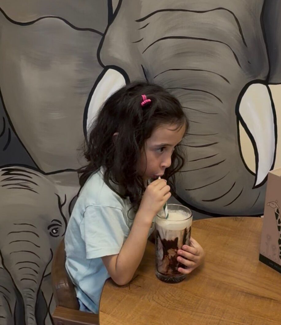 La cafetería + bonita 🍰🦒